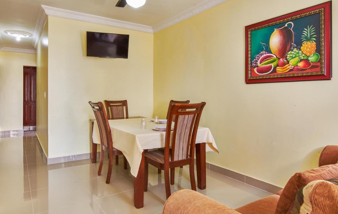 Bnb Tropical Island Aparthotel - Corales Del Sur - Santo Domingo Este Dış mekan fotoğraf