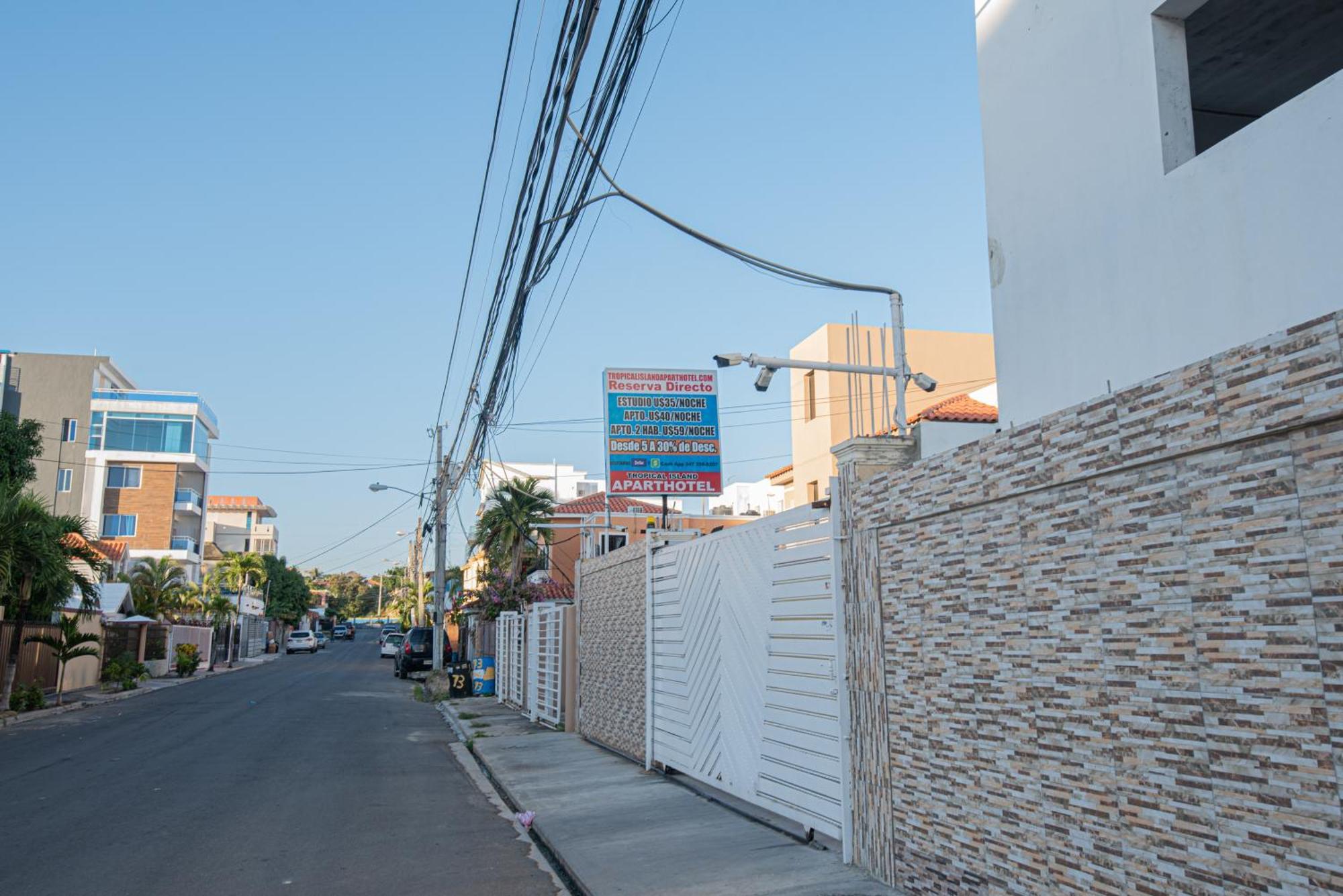 Bnb Tropical Island Aparthotel - Corales Del Sur - Santo Domingo Este Dış mekan fotoğraf
